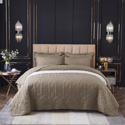 China Anti Dust Mite Customized Europe And America All Season Fiber Polyester Bedding Extra Wide Bedspread Sets for sale