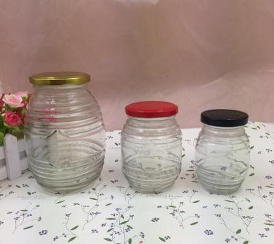 China 250ml 500ml 1000ml lead free / sustainable glass jar with metal lid for sale