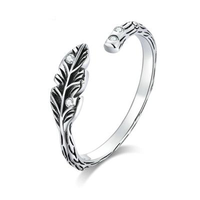 China Cute Authentic 925 Sterling Silver Feather Open Finger Rings For Women Free Band Fashion Jewelry Bague 2021 Size for sale