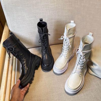 China Custom Black Casual High Top Leather Ankle Boots OEM Female Boots Waterproof Work Strap Mid - Tube Martinboots for sale