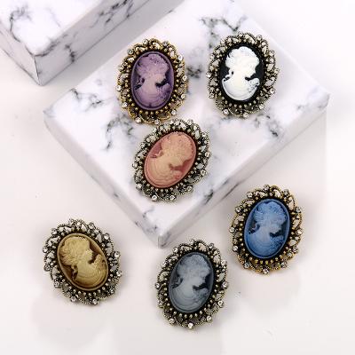 China TRENDY Vintage Style Gothic Cameo Rhinestone Brooch Head Statue For Women Party Wedding Birthday Gift Jewelry for sale