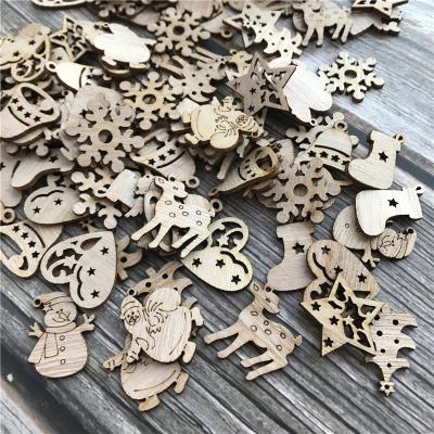 China 50Pcs DIY Chip Kids Gifts DIY Natural Wooden Chip Snowman Tree Santa Claus Christmas Hanging Ornaments Pendant Shape Christmas Decoration for sale