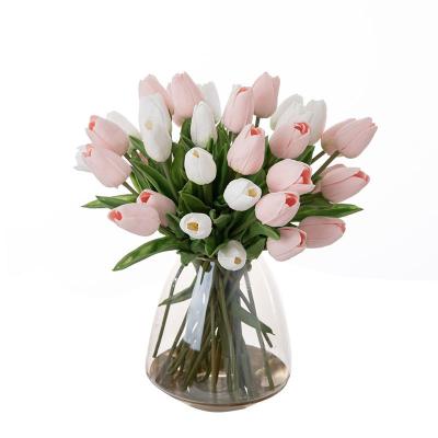 China 2022 Hot Amazon Natural Touch Mini Tulips Artifical Real Touch Flowers Wholesale In Bluk for sale