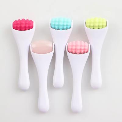 China Hot Selling Skin Roller Whitening Cooling Mini Cute Custom Design Mini Eye Massager for sale