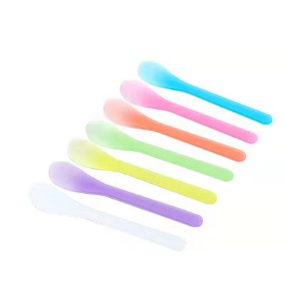 China JIE MEI Stock Hot Sale Face Cream Applicator Small Cosmetic Plastic Facial Cream Spoon Spatula Lip Scrub Scoop For Personal Care for sale