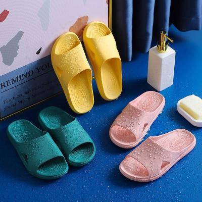 China Fashion Trend Wholesale Men Non Slip PVC Platform Slippers Ladies Designer Custom House Bedroom Cheap Bath Slippers for sale