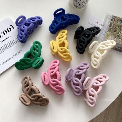 China Spring Summer Fashion New Hair Accessories Girls Daily Women's Matte Plastic Solid Color Shark Hair Claw Claw for sale