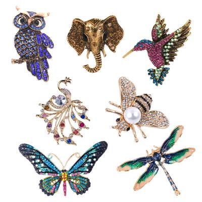 China High Quality Frog Brooch Owl Brooch Dragonfly Butterfly Enamel Corsage Peacock New All Kinds Of Animal Clothing Accessories Brooches for sale