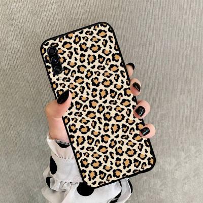 China Luxury Anti-drop Fashion Leopard Print Phone Case For Samsung Galaxy Note 20 A51 A52 A71 A50 A12 A72 A21s A70 10 Fe S10 S21 S20 Ultra Plus for sale