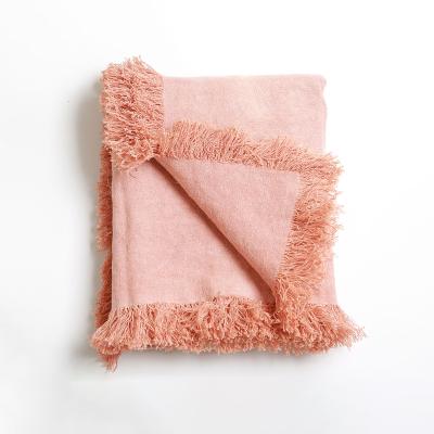 China Antistatic Enzyme Wash Spray Sheer Linen Home Blanket With Fringe for sale