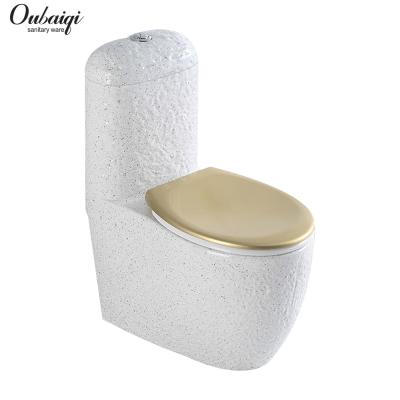 China NEW Design Double-Flow Ceramic Strap Floor Oval White Toilet Outdoor WC Toilet for sale