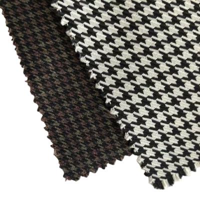 China Houndstooth Polyester Yarn Dyed Check Plaid Fabric 100% Polyester for School Uniform for sale