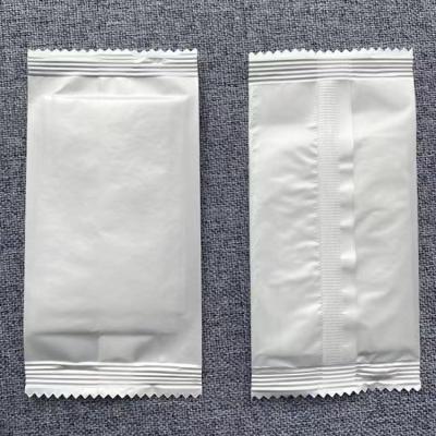 China Free Sample Hand Different Disposable Wet Wipes Manufactures For Restaurant for sale