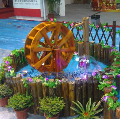 China Traditional Plastic Wooden Garden Fountain Wheel Water Shape Indoor And Outdoor Decoration for sale