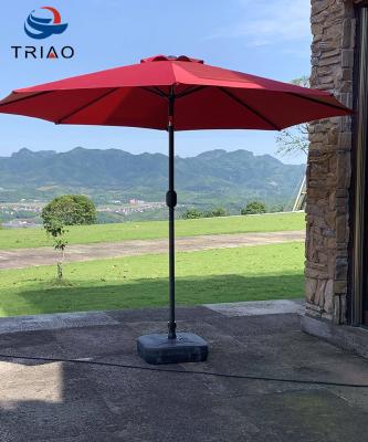 China Outdoor Sun Deck Furniture Crank Pool Outdoor Garden Umbrella Steel Market Umbrella for sale