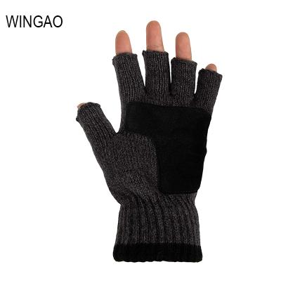 China Winter Ski Warm Mittens Thermal Checked Soft Gloves Knitted Gloves For Men Women Christmas Valentines Day Giving for sale