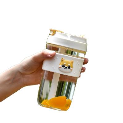 China Style US Ins Style 460ml Water Glass Mug With Lid And Straw Reusable Portable Travel Coffee Mug Glass Cup for sale