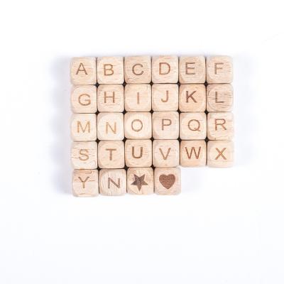 China Simple Cuentas De Madera Letras Cube Alphabet Letter Dies Beads 12Mm In Baby Wooden Beech Wood for sale