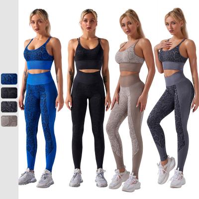 China Breathable Lady Yoga Wear Custom Sportswear Set Snake Printed Activewear Sets For Women for sale