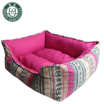 China Breathable Printing Oval Dog Bed Removable Dog Bed Machine Washable Cat And Dog Bed for sale