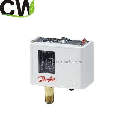 China No Danfoss Air Compressor Pressure Switch Automatic Low Pressure Control Switch KP36 zu verkaufen