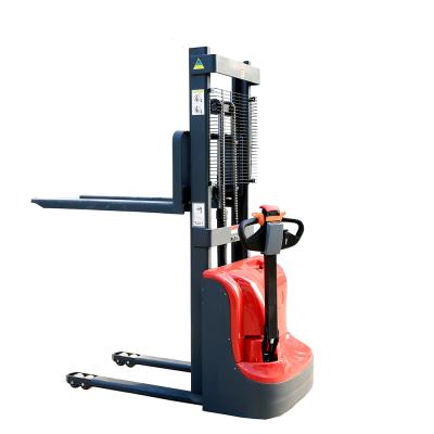 中国 Shanding CDD15 Ton 1500kg Stackers Electric Pallet Stacker Max. Loading 1.5 hotels by lead acid battery 販売のため