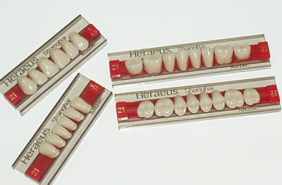 중국 Heraeus Artificial Dental Teeth with High Strength and Wear Resistance 판매용