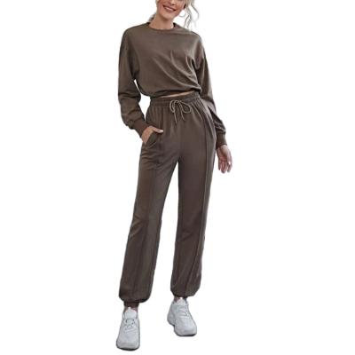 China OEM Anti-Wrinkle Sweatsuit Long Sleeve Drop Shoulder Crop Pullover With Jogger Panties Fleece Tracksuit For Women for sale