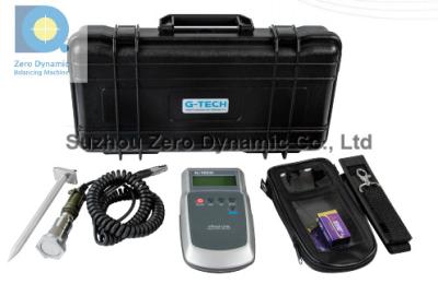 China Hochpräzise tragbare Vibrationsmesser, Handvibrometer mit LCD-Display zu verkaufen