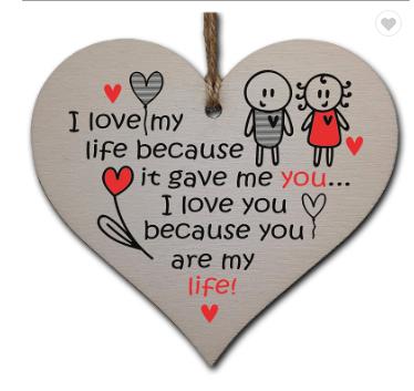 China Perfect China For Your Boyfriend Or Girlfriend Romantic Keepsake Handmade Wooden Hanging Heart Plaque Gift for sale