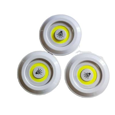 China Modern 3AAA Battery Round Shape 3pack One Set Telecontroller COB Remote Control Light for sale