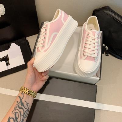 China 2022 Hot Selling Fashion Women's Casual Sneakers Brand Shoes CUSHIONING for sale