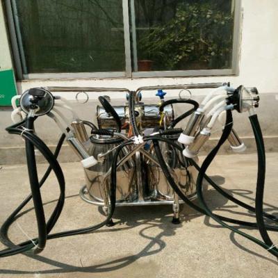 China High Effiency Brand Portable Piston Type Vacuum Milking Machine For Cow / Milking Machine / Cattle for sale