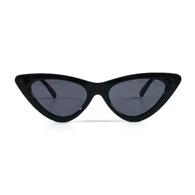 China Small Cat Eye Sunglasses Ladies Retro Brand Designer Sunglasses New Triangle Anti-blue And Anti-ultraviolet Fashion 2156 for sale