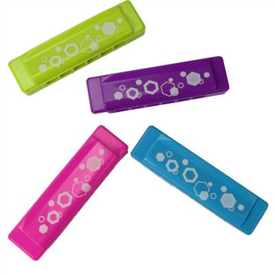 China Educational Plastic Toy 6 Hole Music Brand BEE Toy Harmonica For Gift Toy Harmonica for sale