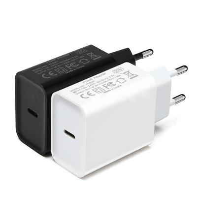 China Main Tool 20WPD Electric Fast Charging Mobile Phone Charger For Apple 20W PD Fast Charging UK Charging Head for sale