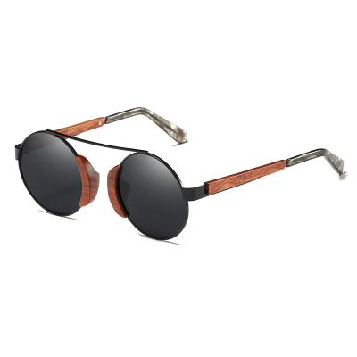 China Fashion sunglasses brand design high quality men and women log frame polarized sunglasses for sale