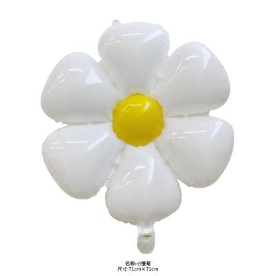 China New Sensitive Institute of Statistics small daisy movie balloon baby birthday aluminum photo props white flower frangipani balloon for sale