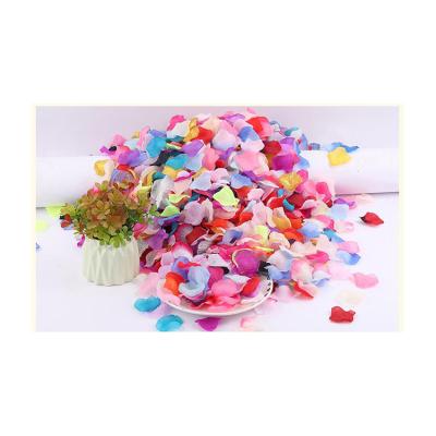 China Promotional Good Quality Silk Flower Valentine's Day Decorations Artificial Rose Flower Petals for sale