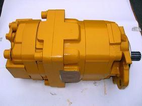 China Double-Joint-Gear-Pump-Komatsu-Bulldozer-D155-705-30190 for sale