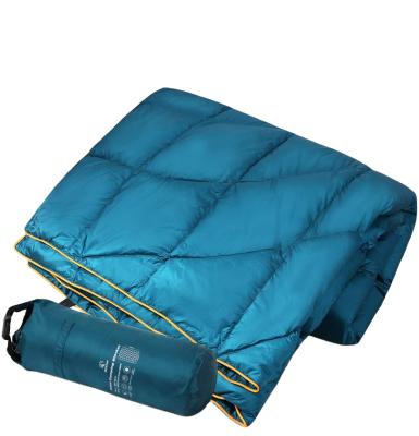 China Ultralight Woqi 650 Fill Power Down Camping Blanket Packable Down Blanket Water Resistant Camping Rise for sale