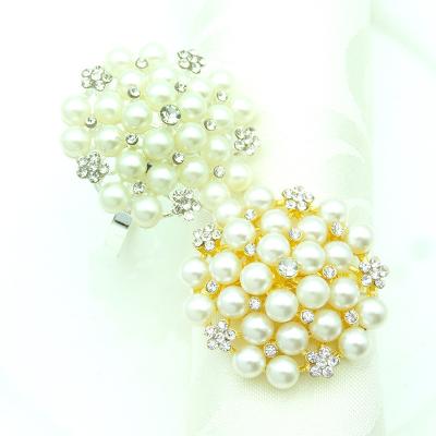 China Viable Wholesale Luxury Christmas Wedding Table Decoration Gold Napkin Rings Pearl Beads Design CJK-009 for sale