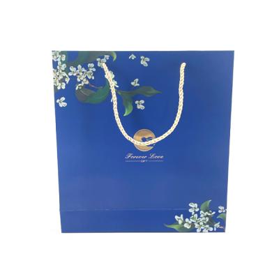 China Mooncake Machine Gift Biodegradable Art Paper Packaging Bag With Ribbon Making Rope Custom Mid-Autumn Festival Packaging Paper Bag for sale