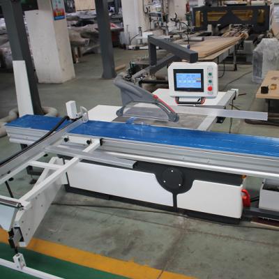 China CNC horizontal automatic sliding table panel saw J-30E CNC panel saw woodworking machine for sale