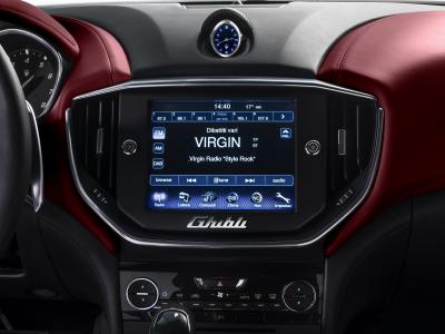 China Answer Calls Maserati Navigation System , Android Video Interface Voice Command for sale