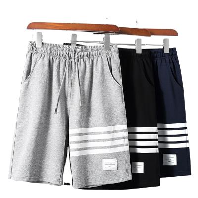 China Breathable Anti-Wrinkle Knit Shorts Men's Summer Fashion Matches Striped Sporty Casual Pants for sale