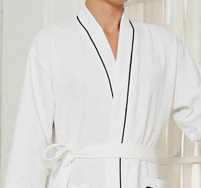 China High Quality Customized Logo Mens Bathrobe Hotel Spa Breathable Waffle Guest Room Bathrobe for sale