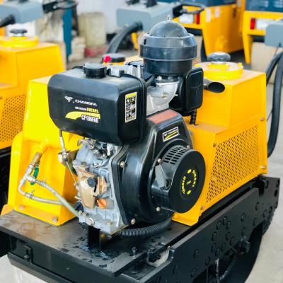 China Diesel Farms Type 800 Kg Road Roller Small Vibratory Compactor for sale