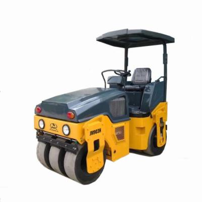 China Cultivates high quality durable using Stepless various speed change full hydraulic tyre-road roller for sale