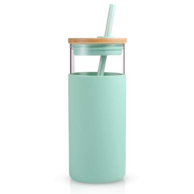 China 20oz Modern Glass Water Bottle Straw Silicone Protective Sleeve Bamboo Lid BPA Free Midnight Green Glass Bottle for sale